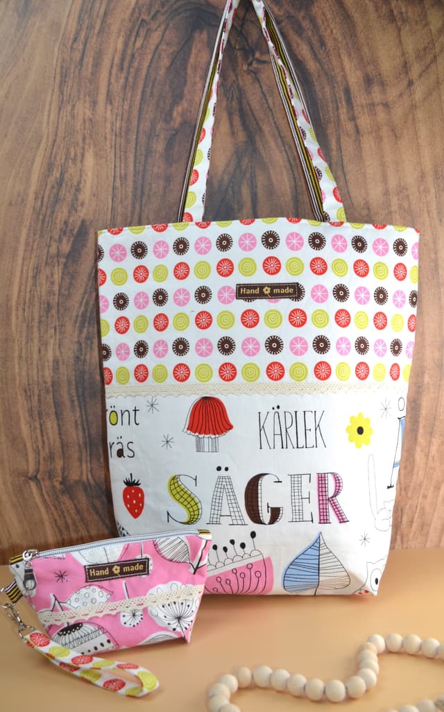 Chameleon Lace-Trimmed Tote Bag  and  Matching Coin Pouch Duo