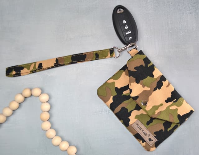 Camo Snap Wallet with Mini Wristlet Keychain – Durable and Handmade