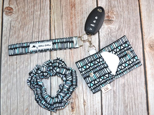 Modern Mosaic Mini 3-Piece Wristlet Set